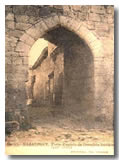 La porte du village Gazaupouy 1920